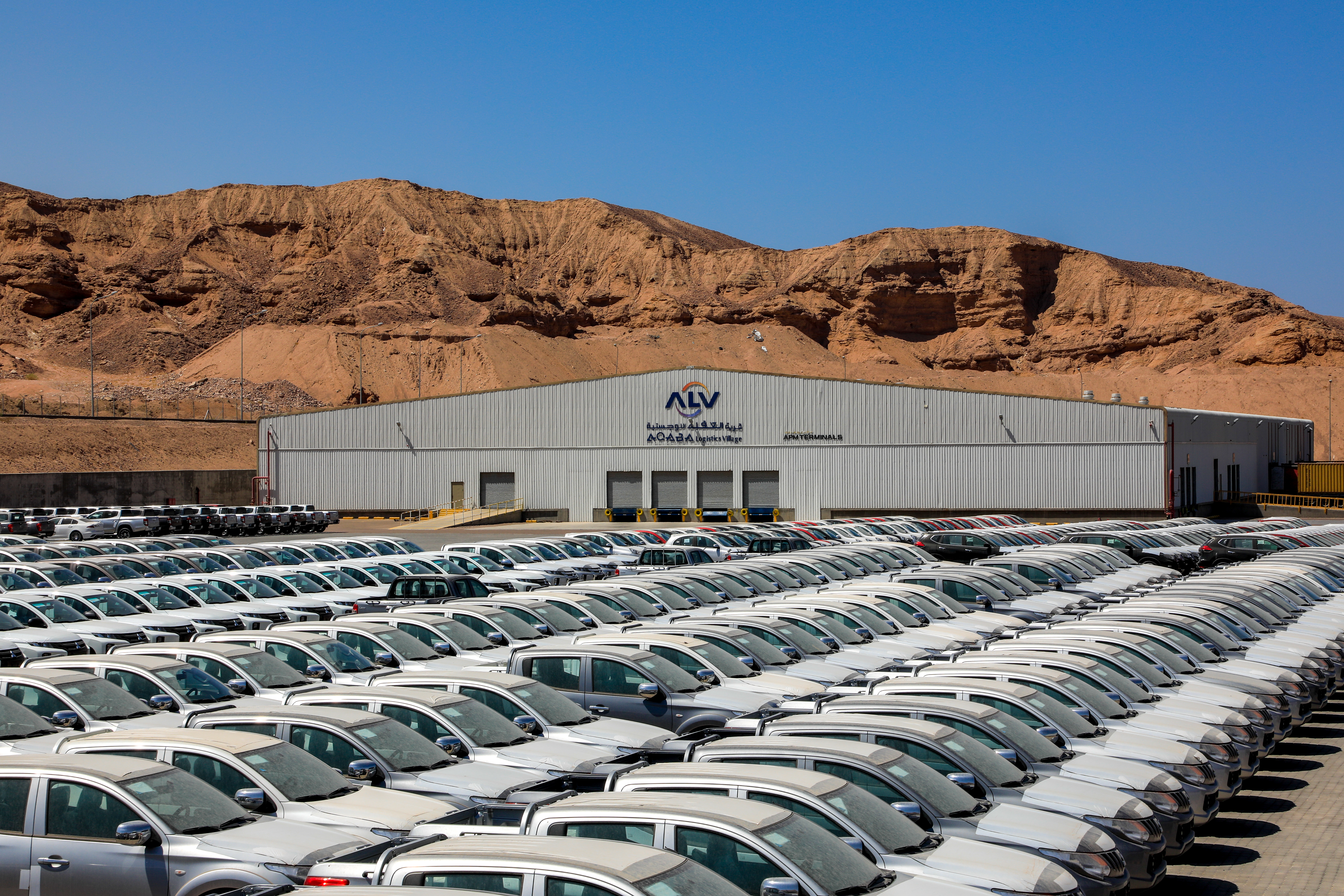 Open yard storage and handling