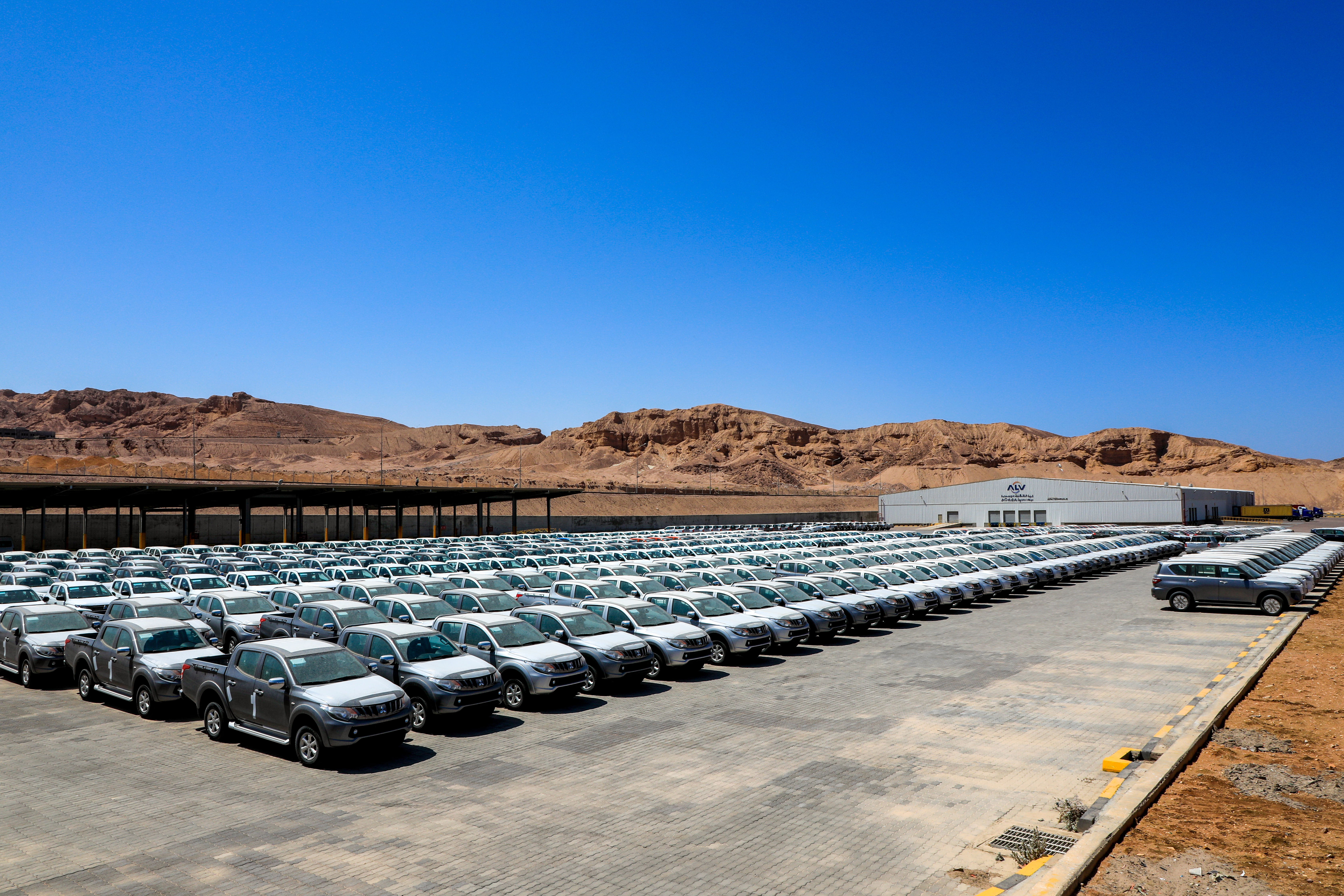 Open yard storage and handling